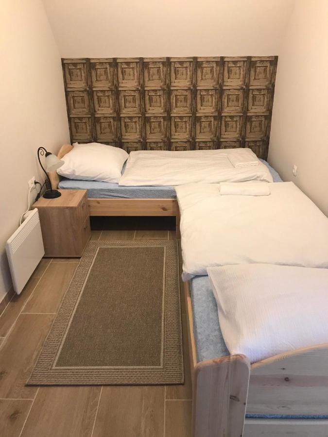 Berger Pince Es Vendeghaz Hotel Csaszartoltes Eksteriør billede